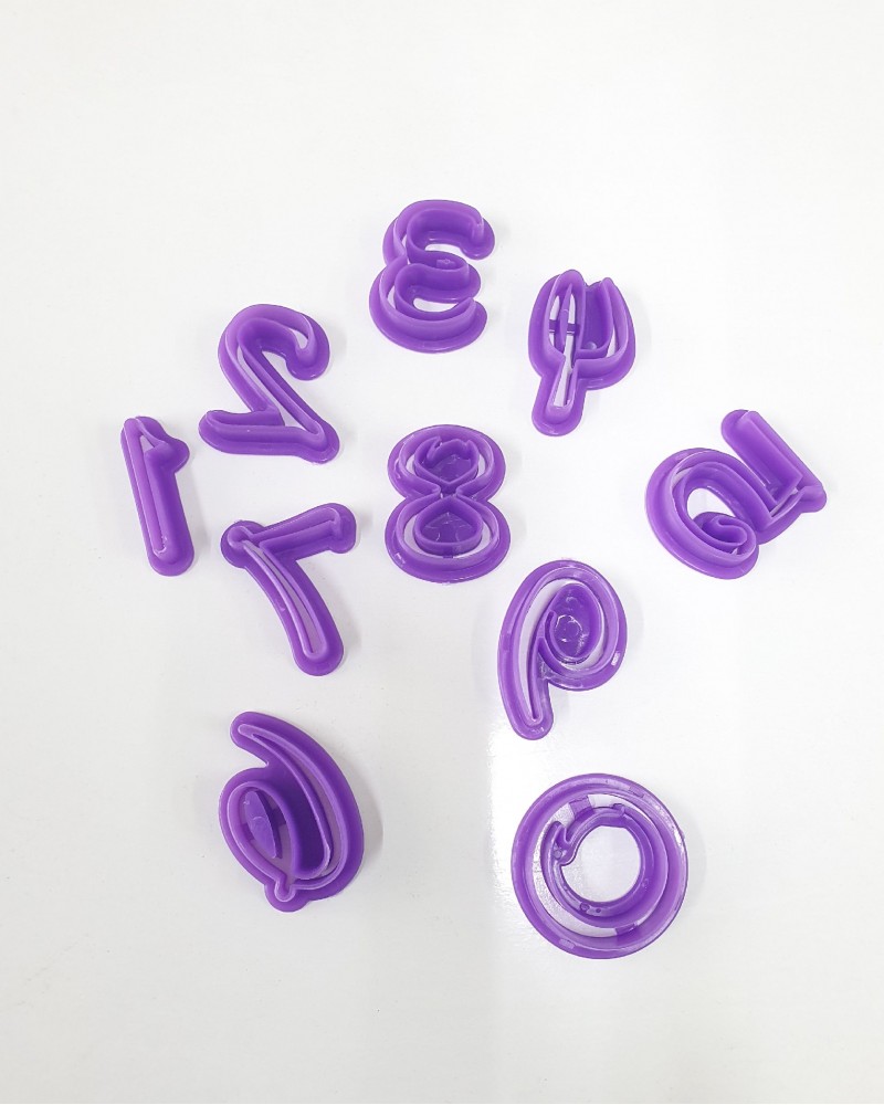 Формы для мастики и теста Цифры, пластик фиолетовый