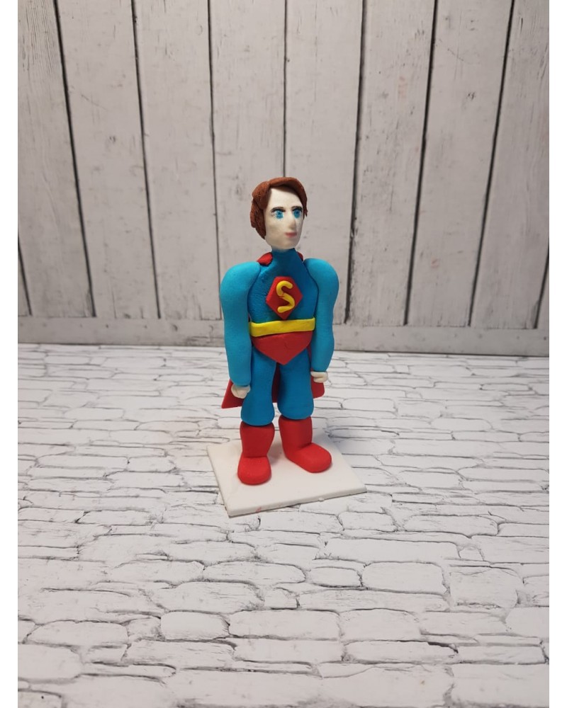 Сахарная фигурка из мастики «Супермен», Казахстан