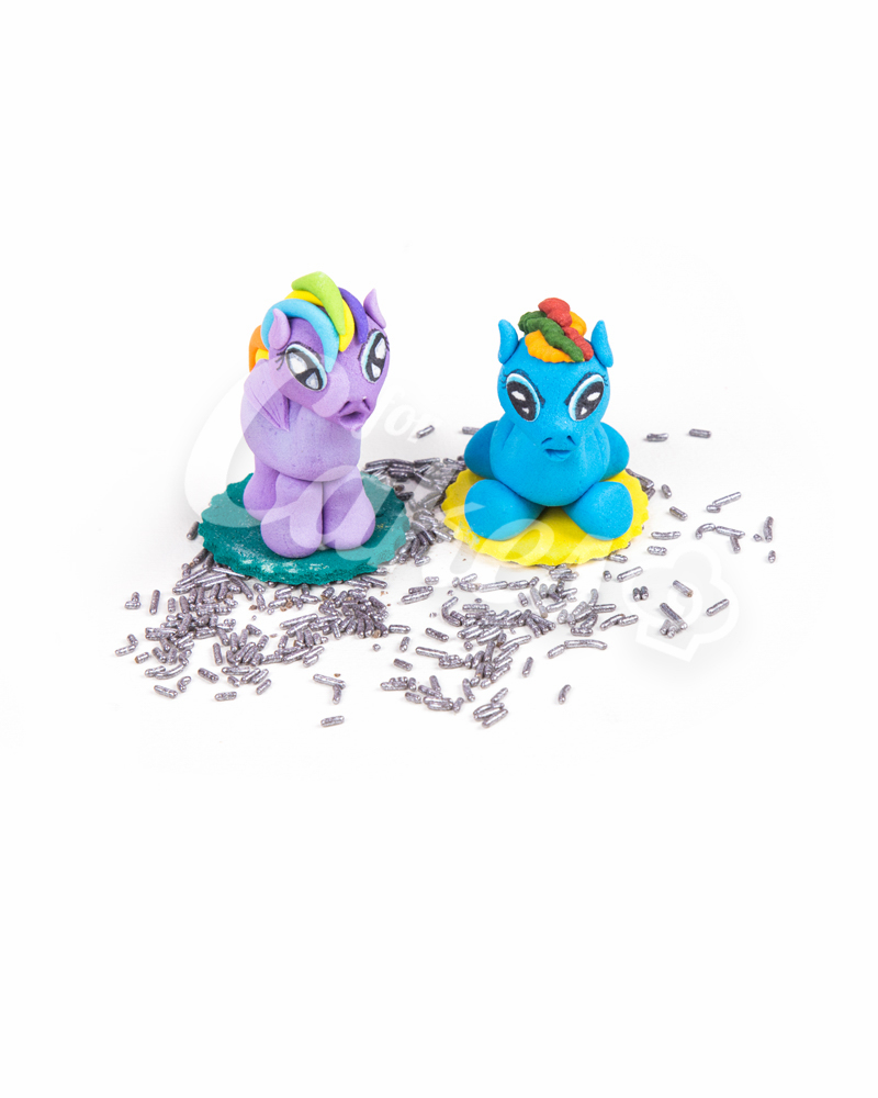 Сахарные фигурки из мастики «Пони – Голубой и Фиолетовый», Казахстан